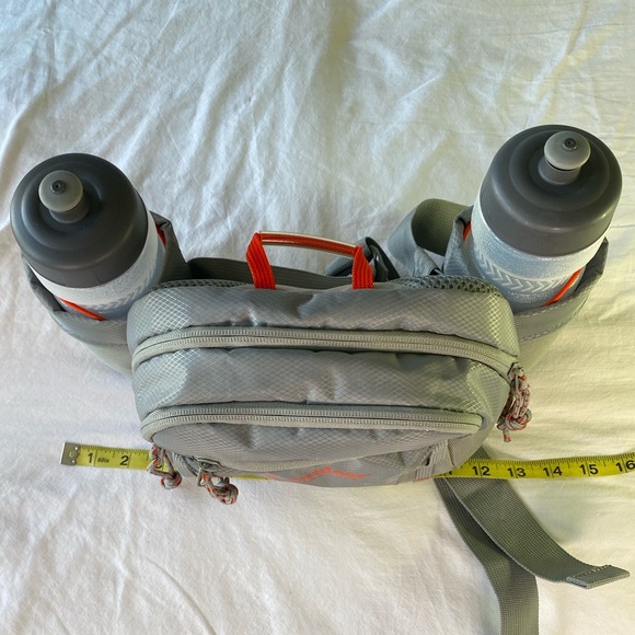 H2O Mojave Waist Pack by Outdoor Products Fanny Pack + Two 600mL Water Bottles - Picture 6 of 14